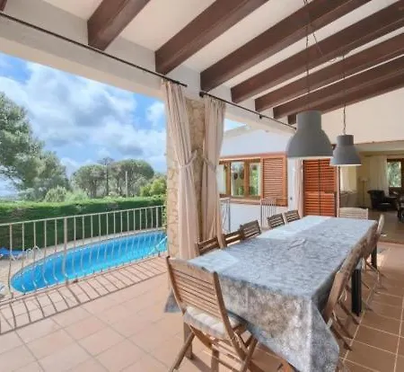Sleeps 12 Pool Wifi
