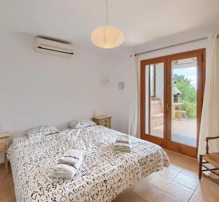 Vila Sleeps 12 Pool Wifi Begur
